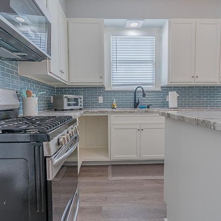 Uptown Cottage Newly Updated Home Near The Strand Galveston Harbor And Utmb Экстерьер фото