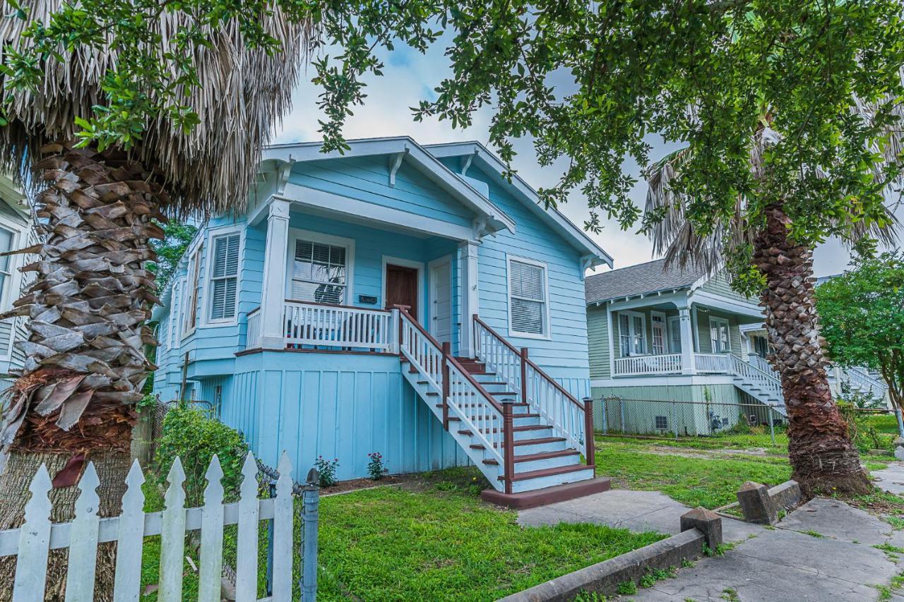 Uptown Cottage Newly Updated Home Near The Strand Galveston Harbor And Utmb Экстерьер фото