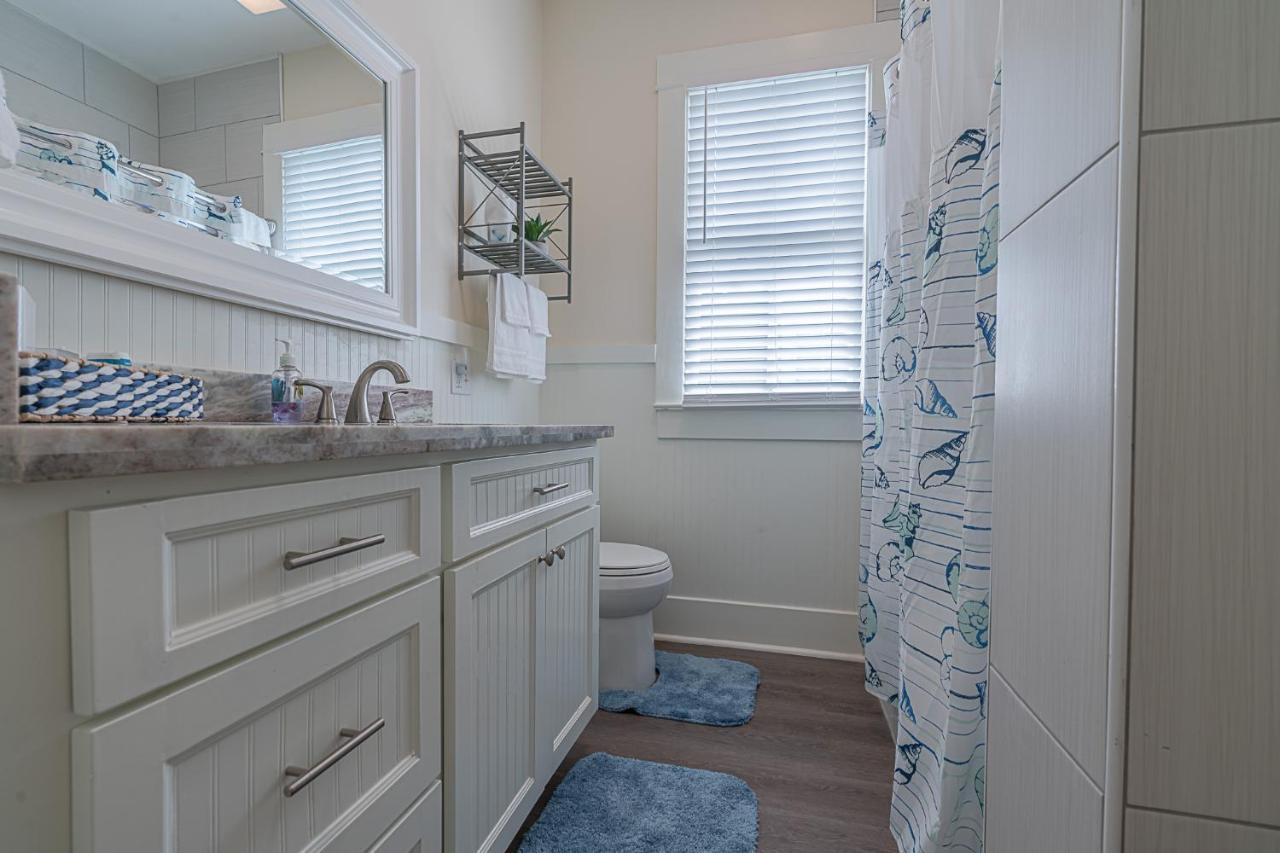 Uptown Cottage Newly Updated Home Near The Strand Galveston Harbor And Utmb Экстерьер фото